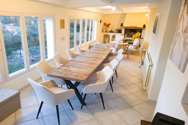 Foto van Villa Christine, met zwembad en uitzicht - Vakantiehuis in Carcès - DiningRoom
