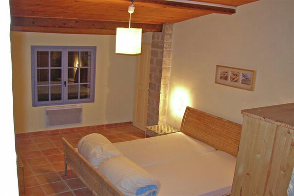 Foto van Vakantiehuis in Carcès met zwembad & wijngaarden - Vakantiehuis in Carcès - BedRoom