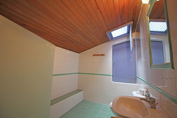 Foto van Vakantiehuis in Carcès met zwembad & wijngaarden - Vakantiehuis in Carcès - BathRoom