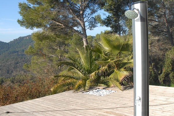 Foto van Vakantiehuis met zwembad en uitzicht op de natuur - Vakantiehuis in Bagnols en Foret - Facilities