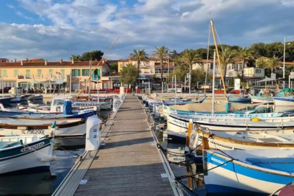 Foto van Vakantiehuis in Villecroze met zwembad en tuin - Vakantiehuis in Villecroze - AreaSummer20KM