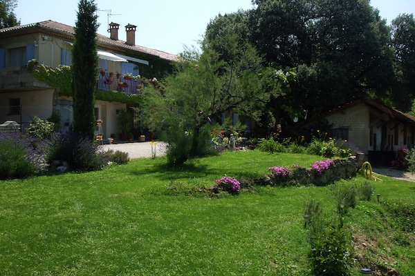 Foto van Vakantiehuis in Pertuis met Zwembad en Uitzicht - Vakantiehuis in Pertuis - GardenSummer
