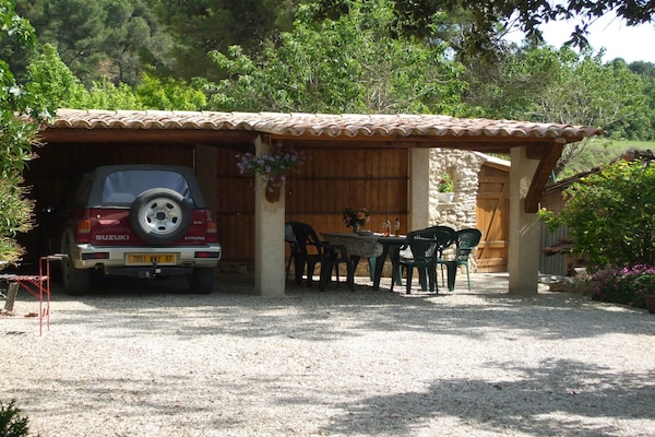 Foto van Vakantiehuis in Pertuis met Zwembad en Uitzicht - Vakantiehuis in Pertuis - Facilities