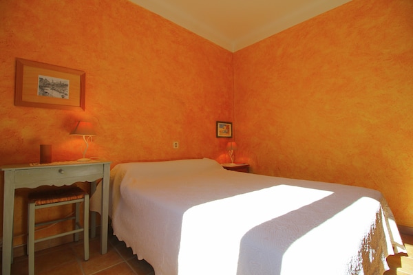 Foto van Vrijstaand vakantiehuis in Roussillon - Vakantiehuis in Roussillon - BedRoom