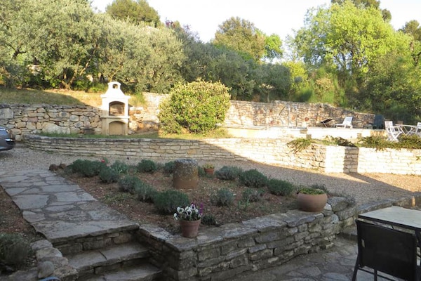 Foto van Vrijstaand vakantiehuis in Roussillon - Vakantiehuis in Roussillon - GardenSummer