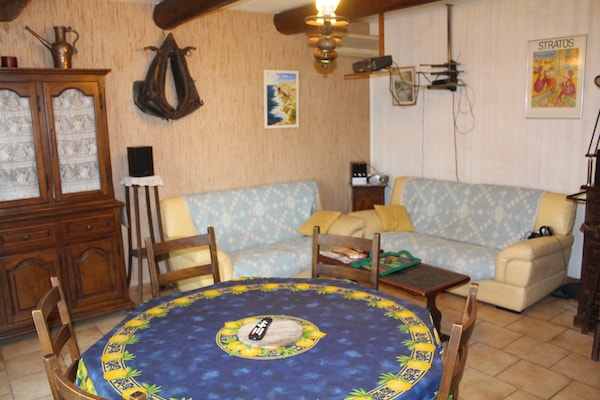 Foto van Vakantiehuis in Provence met Zwembad & Tennis - Vakantiehuis in Piolenc - LivingRoom