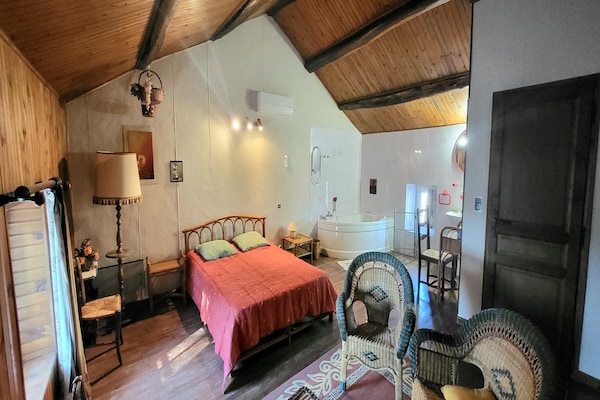 Foto van Vakantiehuis in Provence met Zwembad & Tennis - Vakantiehuis in Piolenc - BedRoom