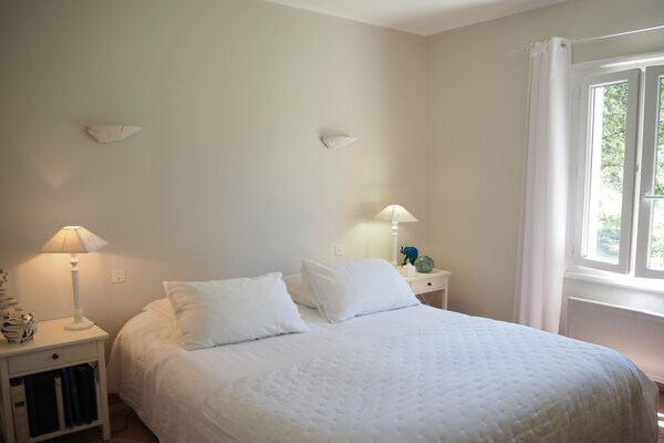 Foto van Vakantiehuis in Villes-sur-Auzon met Zwembad - Vakantiehuis in Villes sur Auzon - BedRoom