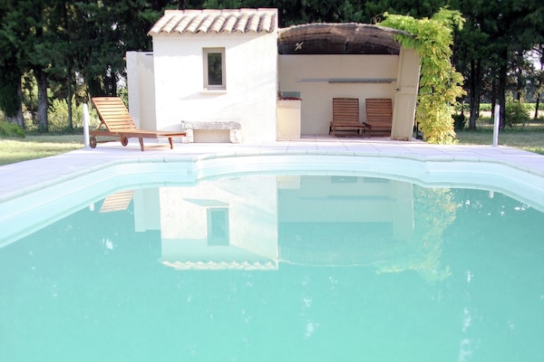 Foto van Landgoed met gedeeld zwembad en jeu de - Vakantiehuis in Valréas - PoolOfHouse