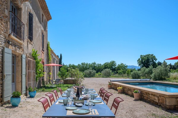 Foto van Landgoed met 5 slaapkamers nabij Rhône-wijngaarden - BathRoom