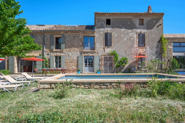 Foto van Landgoed met 5 slaapkamers nabij Rhône-wijngaarden - BedRoom