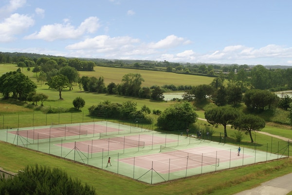 Foto van Serene villa in de Loirevallei - Vakantiehuis in L aiguillon sur vie - ParkFacilities