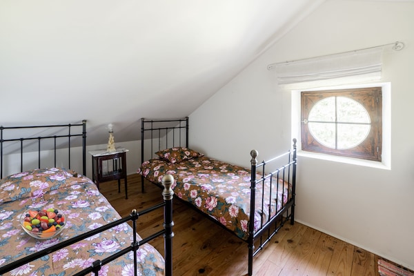 Foto van Stationhuis in Liglet met Privézwembad - Vakantiehuis in Liglet - BedRoom