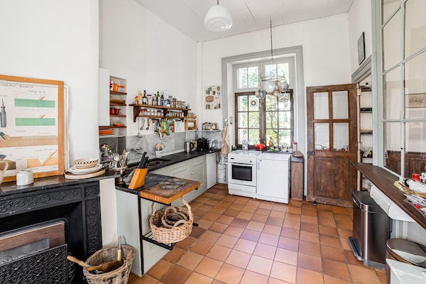 Foto van Stationhuis in Liglet met Privézwembad - Vakantiehuis in Liglet - Kitchen