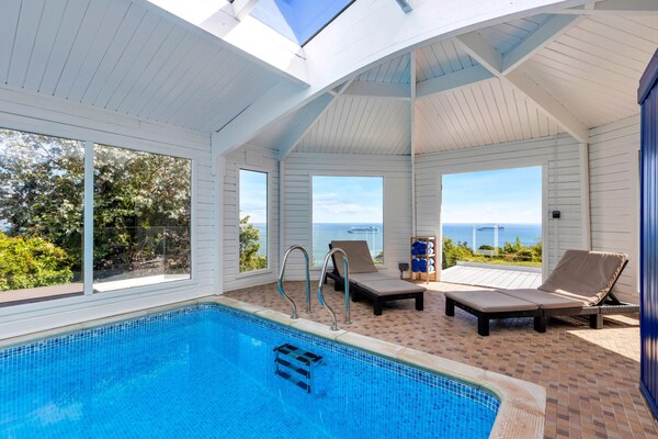 Foto van Landhuis met uitzicht op de oceaan en jacuzzi - Vakantiehuis in Torquay - PoolOfHouse