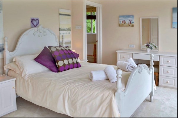 Foto van Landhuis met uitzicht op de oceaan en jacuzzi - Vakantiehuis in Torquay - BedRoom