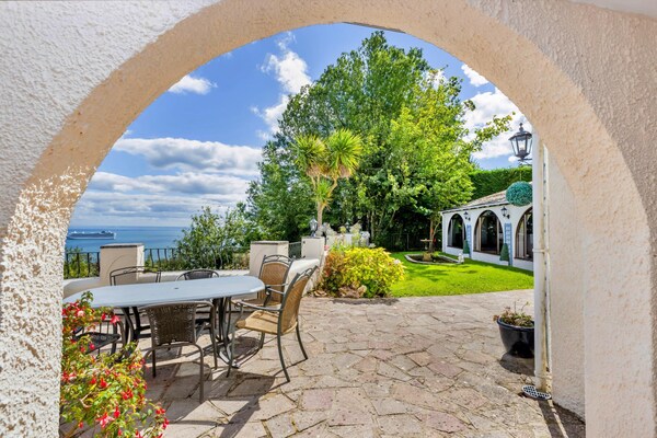 Foto van Landhuis met uitzicht op de oceaan en jacuzzi - Vakantiehuis in Torquay - TerraceBalcony