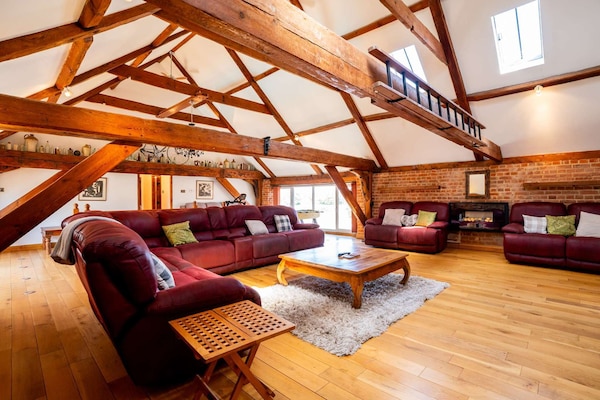 Foto van Luxe villa met sauna en bubbelbad - Vakantiehuis in Bradwell - LivingRoom