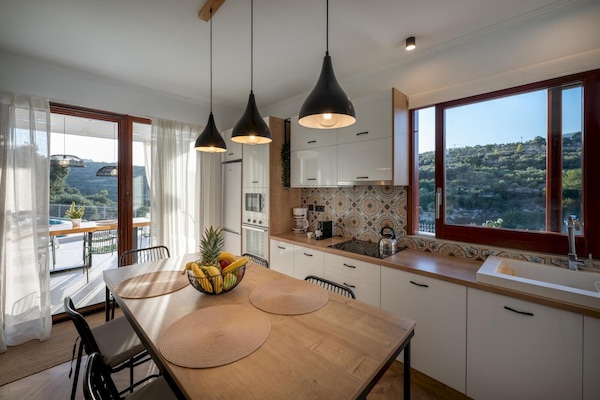 Foto van Villa in Zakynthos met privézwembad - Vakantiehuis in Rethymno - DiningRoom