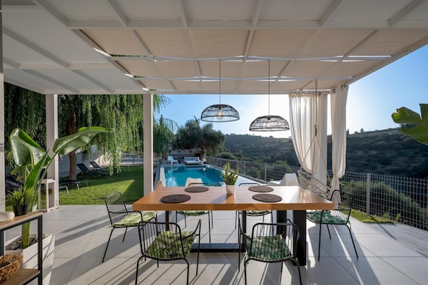 Foto van Villa in Zakynthos met privézwembad - Vakantiehuis in Rethymno - DiningRoom