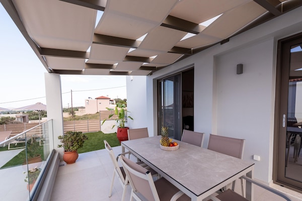 Foto van Villa op Kreta met Uitzicht en Zwembad - Vakantiehuis in Rethymno - TerraceBalcony