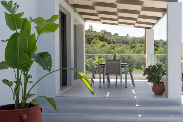Foto van Villa op Kreta met Uitzicht en Zwembad - Vakantiehuis in Rethymno - TerraceBalcony