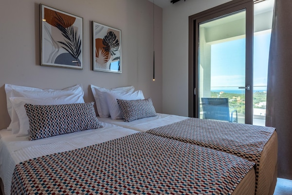Foto van Villa op Kreta met Uitzicht en Zwembad - Vakantiehuis in Rethymno - BedRoom