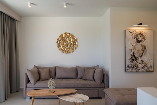 Foto van Villa op Kreta met Zeezicht en Zwembad - Vakantiehuis in Rethymno - LivingRoom