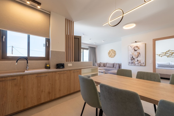Foto van Villa op Kreta met Zeezicht en Zwembad - Vakantiehuis in Rethymno - DiningRoom