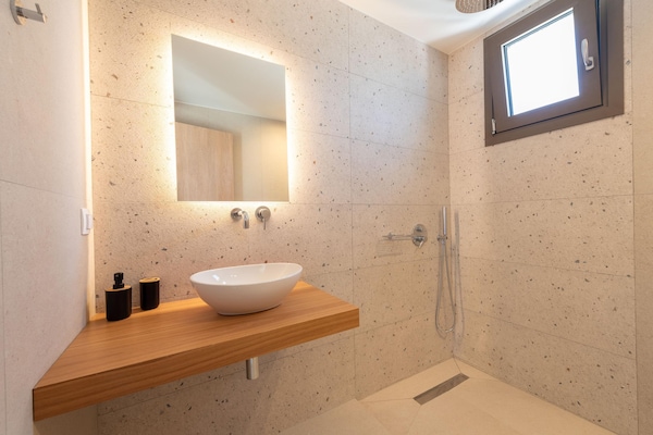 Foto van Villa op Kreta met Zeezicht en Zwembad - Vakantiehuis in Rethymno - BathRoom