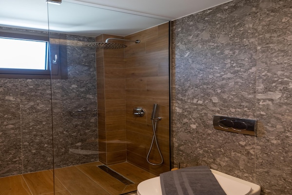 Foto van Villa op Kreta met Zeezicht en Zwembad - Vakantiehuis in Rethymno - BathRoom