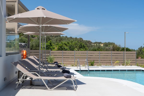 Foto van Villa op Kreta met Zeezicht en Zwembad - Vakantiehuis in Rethymno - PoolOfHouse