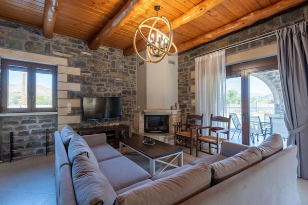 Foto van Charmante familievilla met zwembad in Koxare - Vakantiehuis in Rethymno - LivingRoom