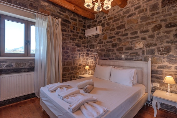 Foto van Charmante familievilla met zwembad in Koxare - Vakantiehuis in Rethymno - BedRoom