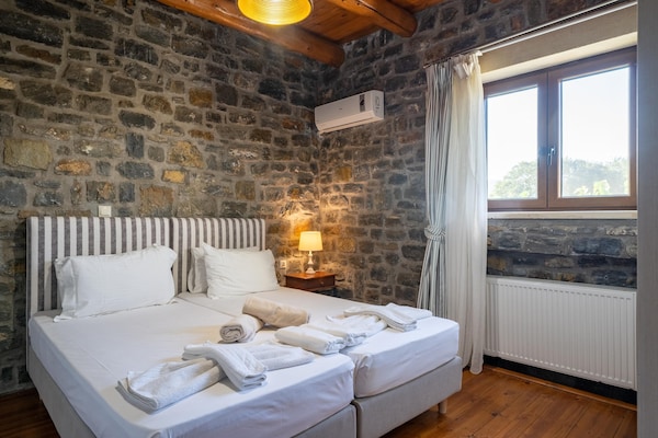 Foto van Charmante familievilla met zwembad in Koxare - Vakantiehuis in Rethymno - BedRoom