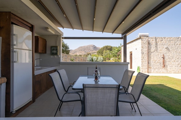 Foto van Charmante familievilla met zwembad in Koxare - Vakantiehuis in Rethymno - TerraceBalcony