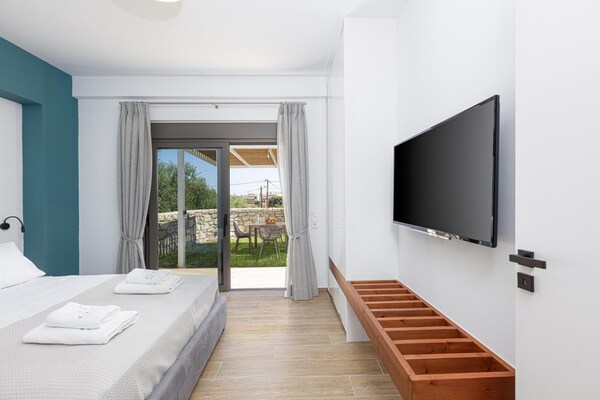 Foto van Luxe villa Verde met zwembad - Vakantiehuis in Rodia - BedRoom