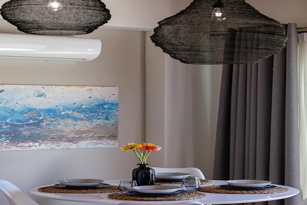 Foto van Luxe villa Verde met zwembad - Vakantiehuis in Rodia - Ambiance