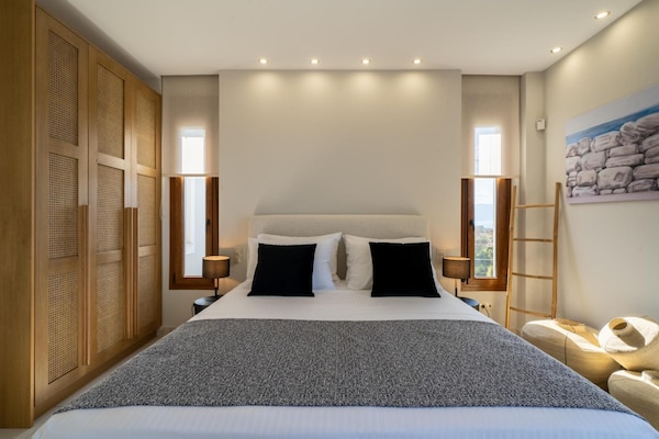 Foto van Dimitra Villa met zwembad - Vakantiehuis in Chromonastiri - BedRoom