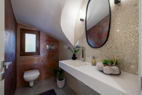 Foto van Dimitra Villa met zwembad - Vakantiehuis in Chromonastiri - BathRoom
