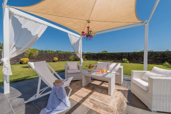 Foto van Villa op Zakynthos met zwembad bij Tsilivi - Vakantiehuis in Vanato - TerraceBalcony