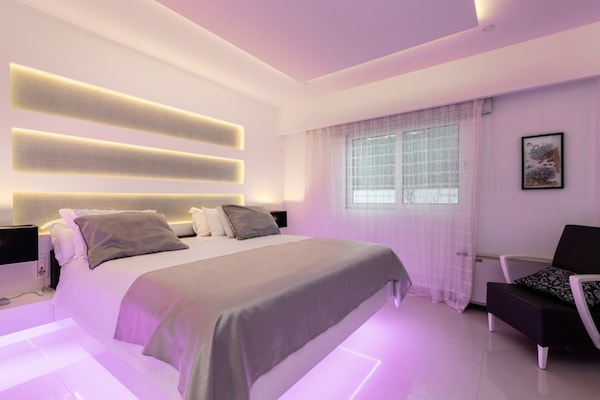Foto van Villa op Zante met privézwembad en zeezicht - Vakantiehuis in Tragaki - BedRoom