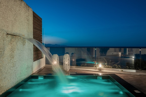 Foto van Villa op Zante met privézwembad en zeezicht - Vakantiehuis in Tragaki - Facilities