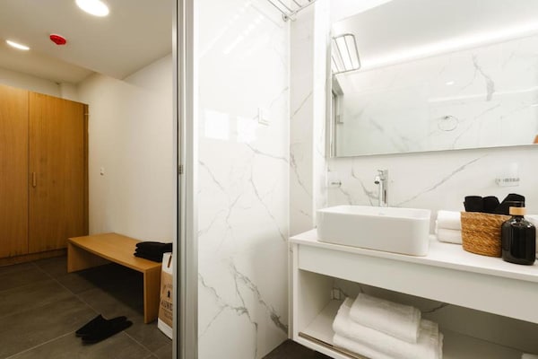 Foto van Luxe familievilla in Syvota - Vakantiehuis in Syvota - BathRoom
