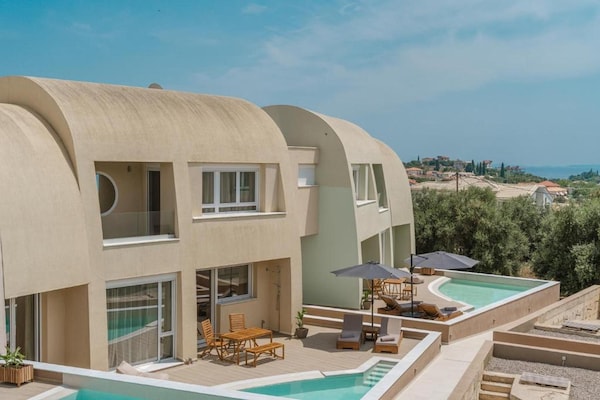 Foto van Luxe familievilla in Syvota - Vakantiehuis in Syvota - ExteriorSummer
