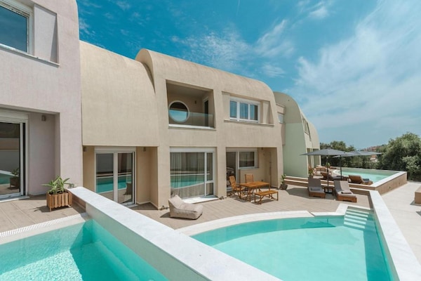 Foto van Luxe familievilla in Syvota - Vakantiehuis in Syvota - ExteriorSummer