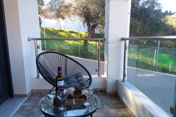 Foto van Villa in Messonghi met Zwembad en Zee - Vakantiehuis in Kato Spileo - BedRoom