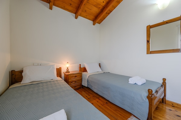 Foto van Villa in Episkopi bij Karteros Strand - Vakantiehuis in Episkopi - BedRoom