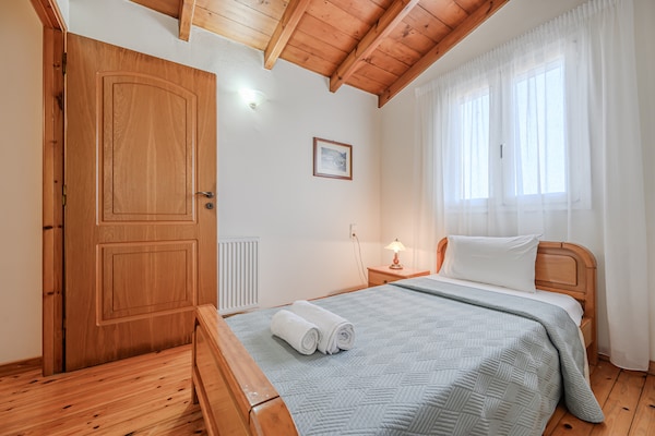 Foto van Villa in Episkopi bij Karteros Strand - Vakantiehuis in Episkopi - BedRoom