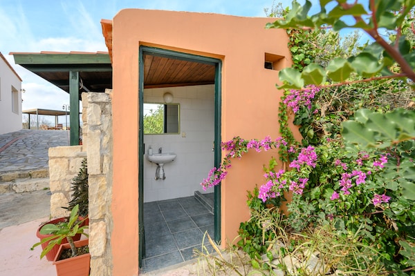 Foto van Villa in Episkopi bij Karteros Strand - Vakantiehuis in Episkopi - BathRoom